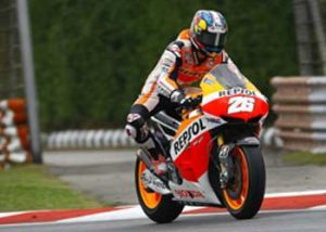 MotoGP-pedrosa-sepang-2013-teste-segundo-dia350-300x214.jpg