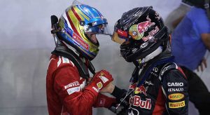 F1-alonso-vettel-cingapura-2012-domingo-capacete(730)