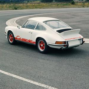 Teste de logotipia do 911 Carrera RS, sucesso da Porsche em 1973