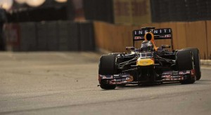 F1-vettel-cingapura-2013-TL3-sabado(730)
