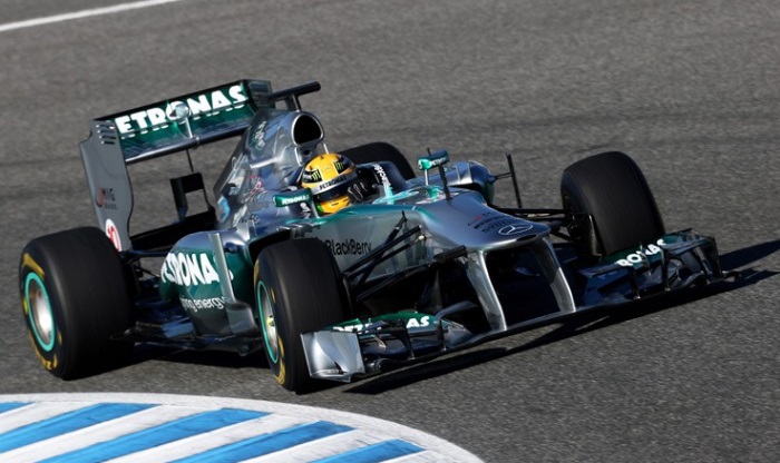 f1-merc-ham-700