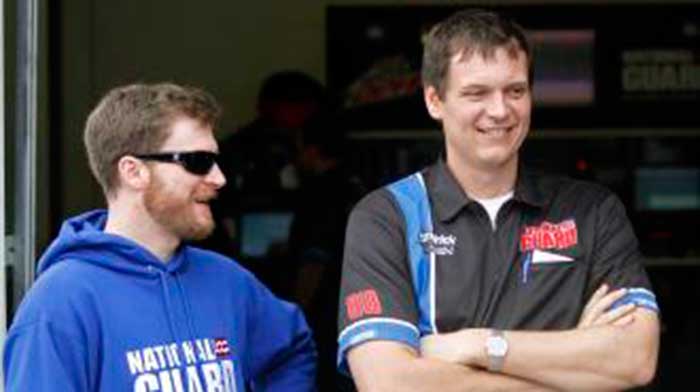 nascar-dale-earnhard-steve-letarte-700
