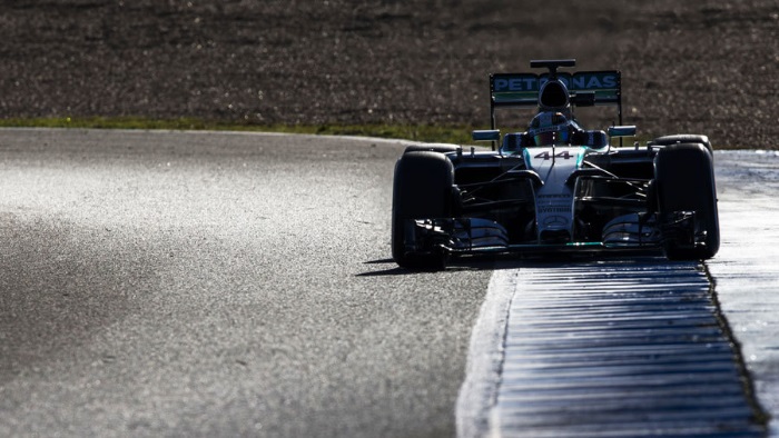 f1-mercedes-hamilton-jerez-700