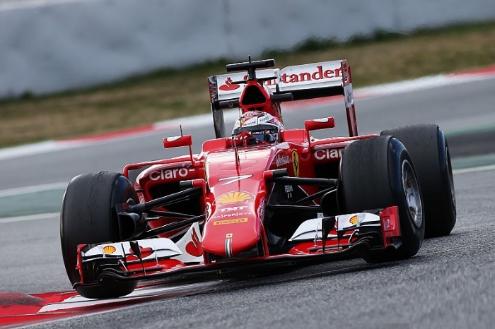 f1-raikkonen-ferrari-barcelona-700
