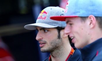 Carlos Sainz e Max Verstappen