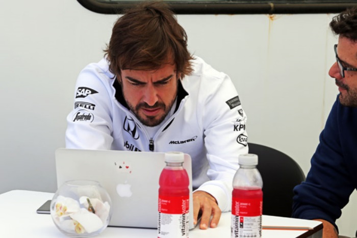 f1-alonso-mclaren-canada-rosto-700