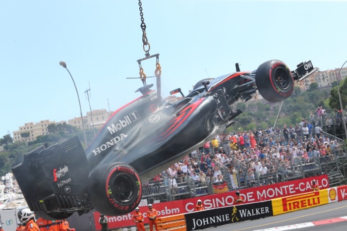 f1-alonso-mclaren-monaco-abandono-700