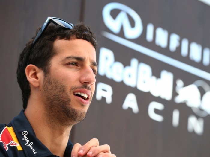 f1-ricciardo-red-bull-rosto-700