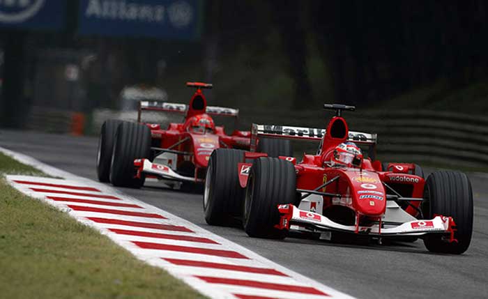 f1-barrichello-ferrari-2004