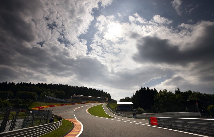 Eau Rouge em Spa-Francorchamps