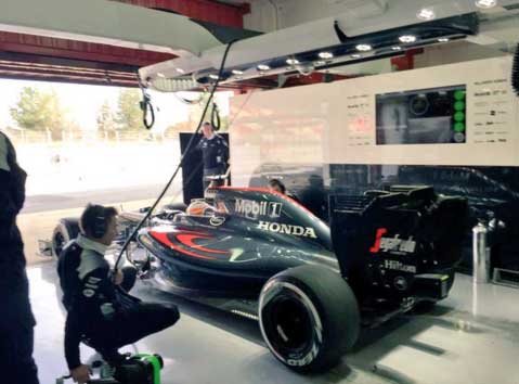 f1-barc5-mclaren