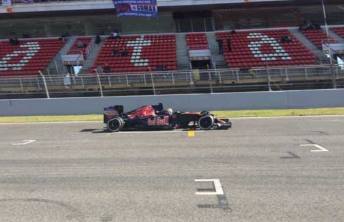 f1-barc6-ricciardo