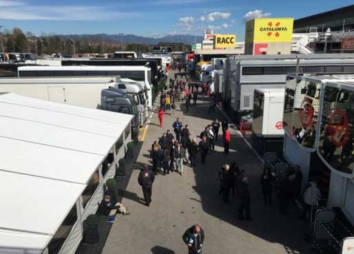 f1-barc7-paddock