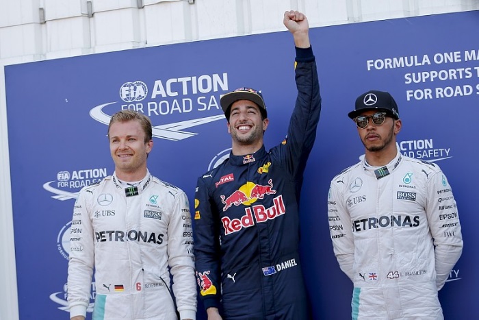 Nico Rosberg, Daniel Ricciardo e Lewis Hamilton