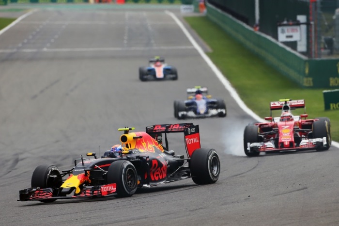 Max Verstappen e Kimi Raikkonen