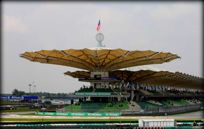 Arquibancada nas retas de Sepang