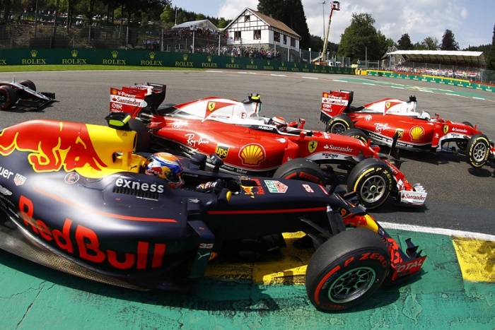 Max Verstappen, Kimi Raikkonen e Sebastian Vettel