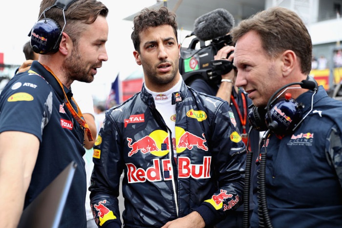 Daniel Ricciardo e Christian Horner
