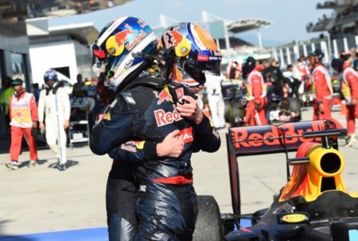 Max Verstappen e Daniel Ricciardo