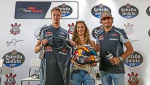 Daniil Kvyat, Bianca Senna e Carlos Sainz