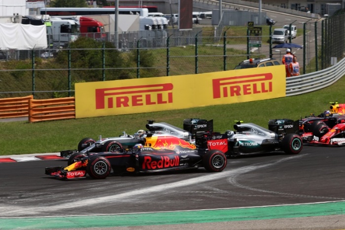 Red Bull e Mercedes