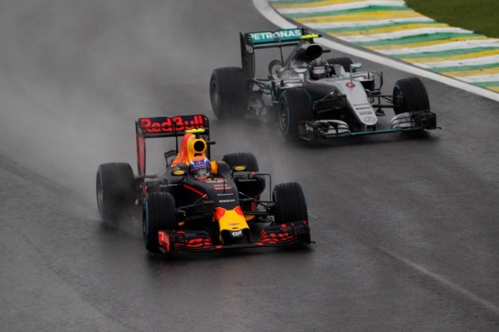 Max Verstappen e Nico Rosberg