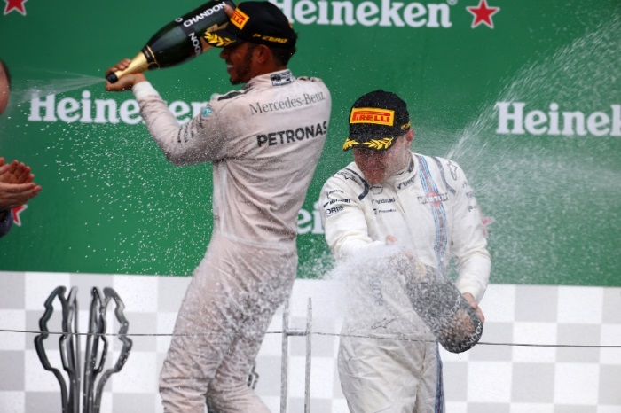 Lewis Hamilton e Valtteri Bottas