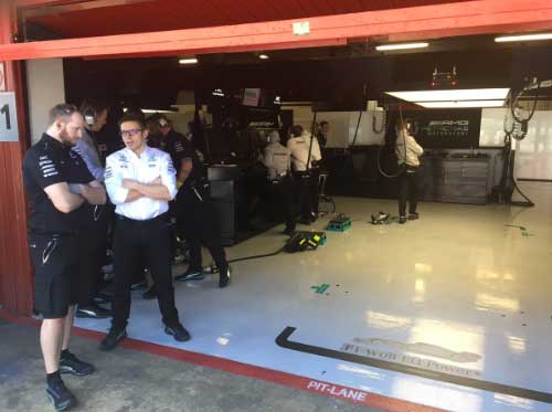 f1-mecanicos-mercedes