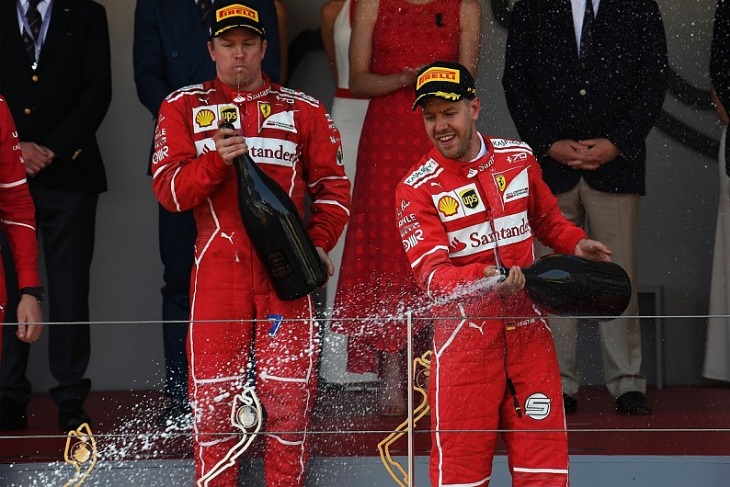 Kimi Raikonnen e Sebastian Vettel
