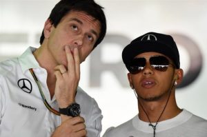 Toto Wolff e Lewis Hamilton