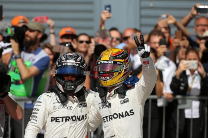 Valtteri Bottas e Lewis Hamilton