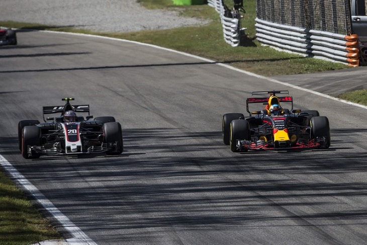 Kevin Magnussen e Max Verstappen