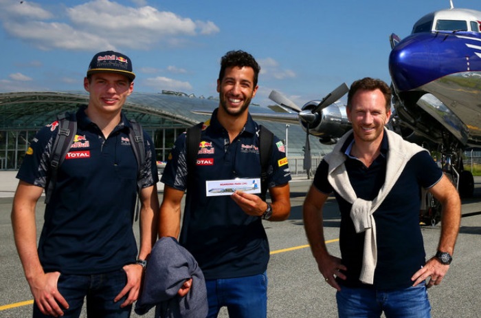 Max Verstappen, Daniel Ricciardo e Christian Horner