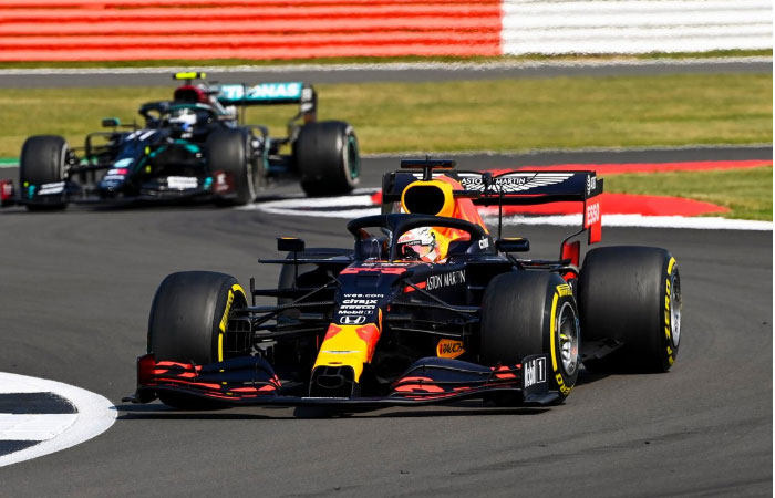 Resultados do TL2: Verstappen mais rápido, Bottas surpreende