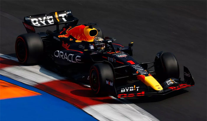 Red Bull faz evento em Nova York e apresenta cores do RB19 para