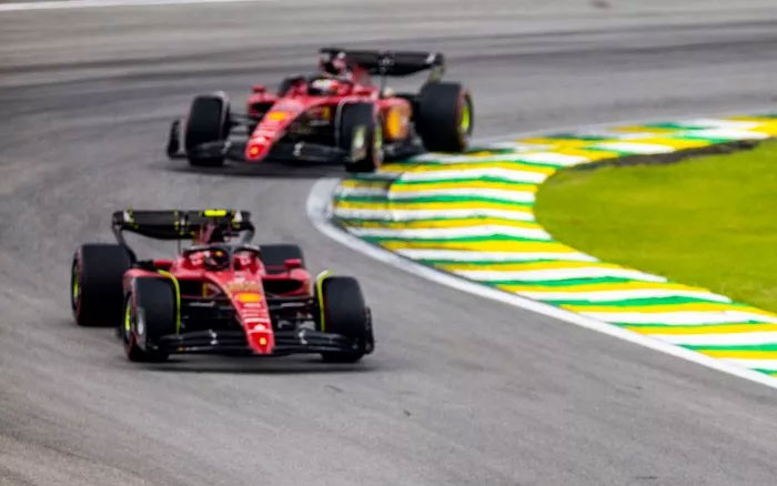 Ferrari projeta treino de 'mil pit-stops' para bater Red Bull na Fórmula 1  2023