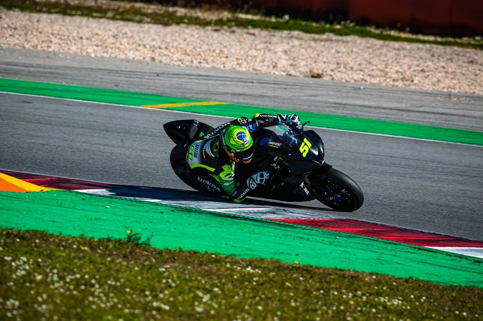 Eric Granado bate novo recorde de Interlagos e larga na pole da 3ª etapa do  SuperBike – MOTOMUNDO