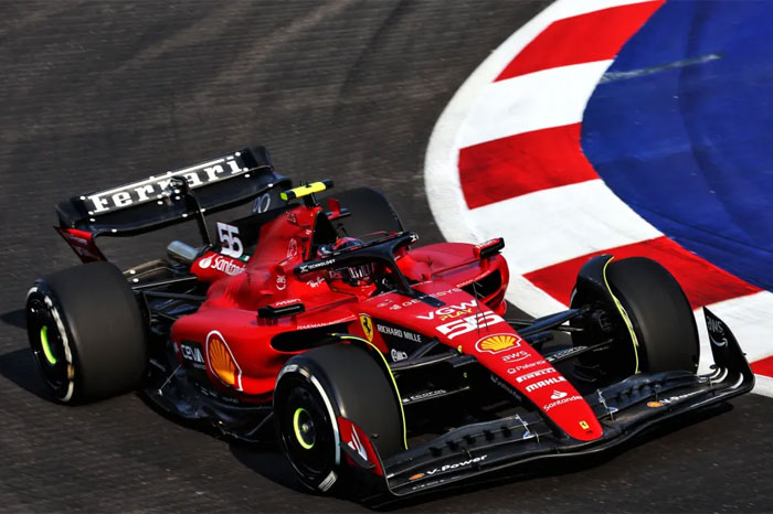 GP de São Paulo: Carlos Sainz lidera dobradinha da Ferrari no