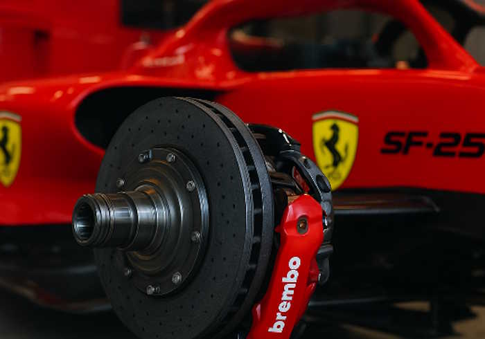 Brembo vs Carbon Industrie